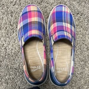 Dansko slip ons